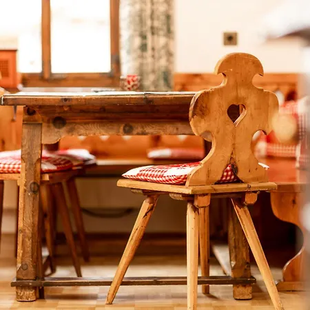 Schlossmeierhaus - Kristall Lungau *