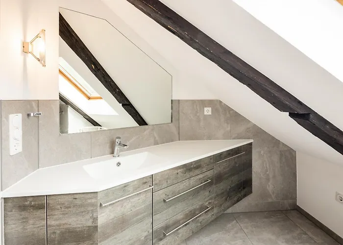 Schlossmeierhaus - Kristall Lungau *